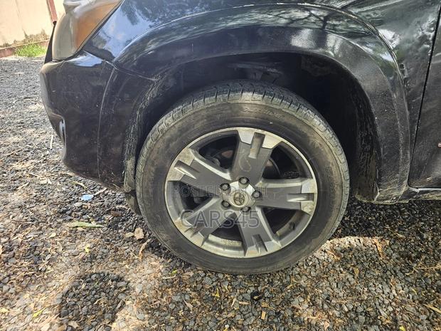 Toyota RAV4 2010 Black