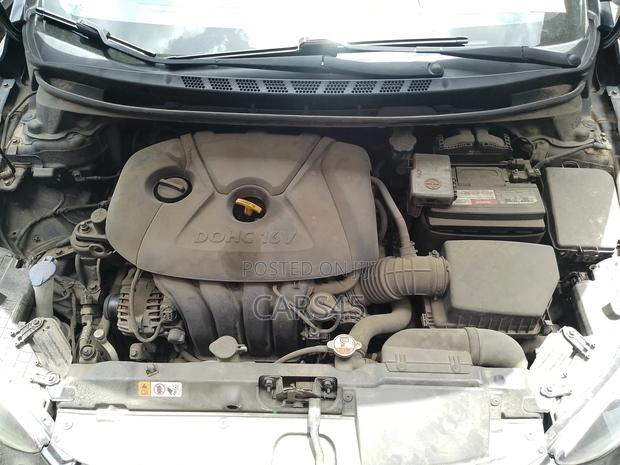 Hyundai Elantra 2013 Black
