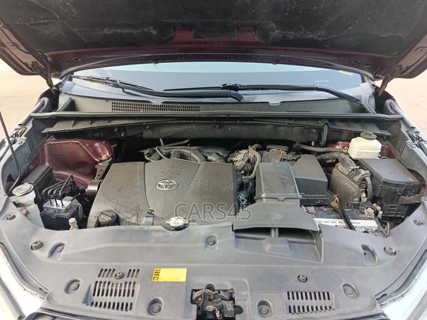 Toyota Highlander 2018 Burgandy