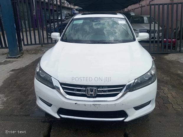 Honda Accord EX-L V-6 4dr Sedan FWD (3.5L 6cyl 6A) 2013 White