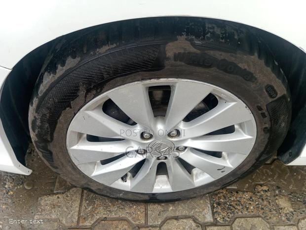 Honda Accord EX-L V-6 4dr Sedan FWD (3.5L 6cyl 6A) 2013 White