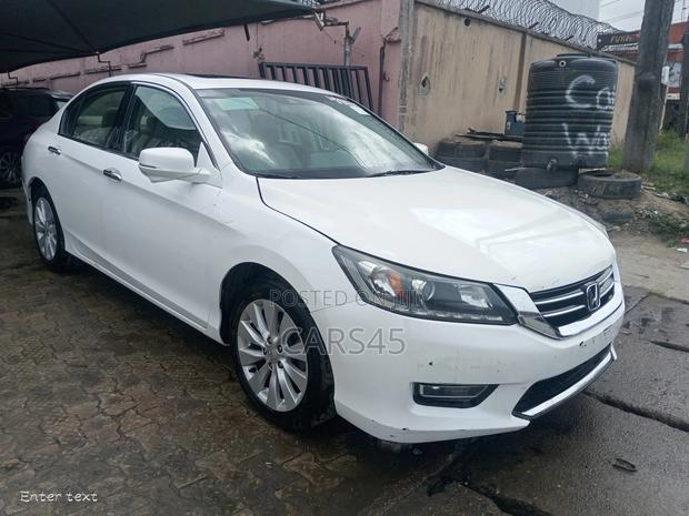 Honda Accord EX-L V-6 4dr Sedan FWD (3.5L 6cyl 6A) 2013 White