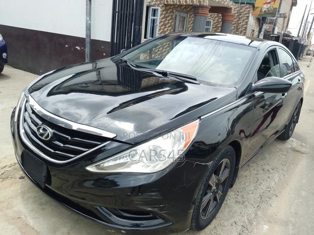 Hyundai Sonata 2011 Black