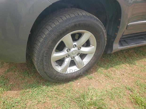 Lexus GX 460 2012 Gray