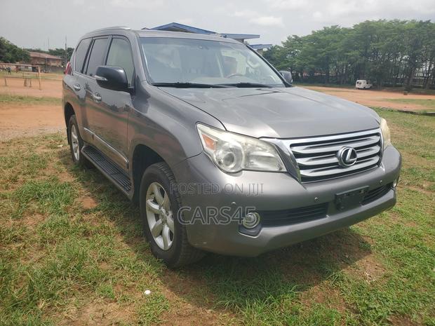 Lexus GX 460 2012 Gray