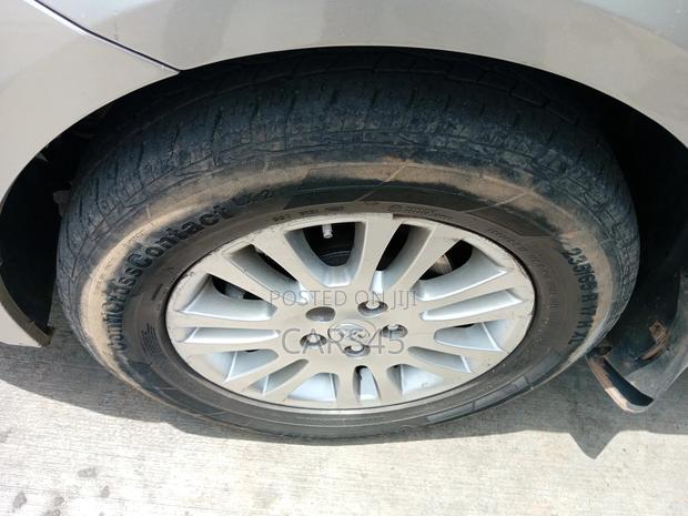 Toyota Sienna 2009 Silver