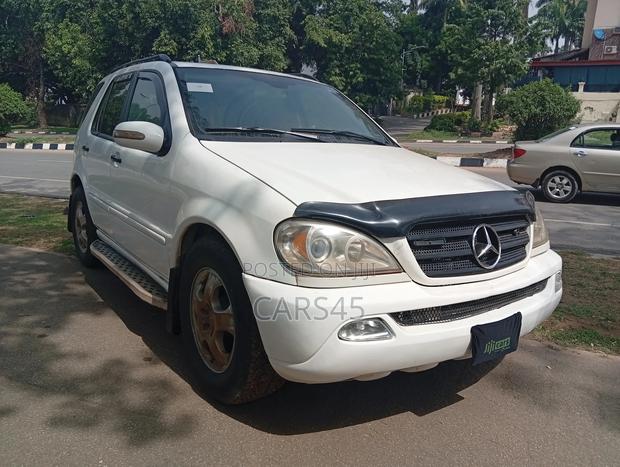 Mercedes-Benz M Class 2005 White