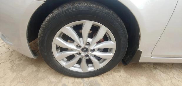 Hyundai Sonata 2012 Silver