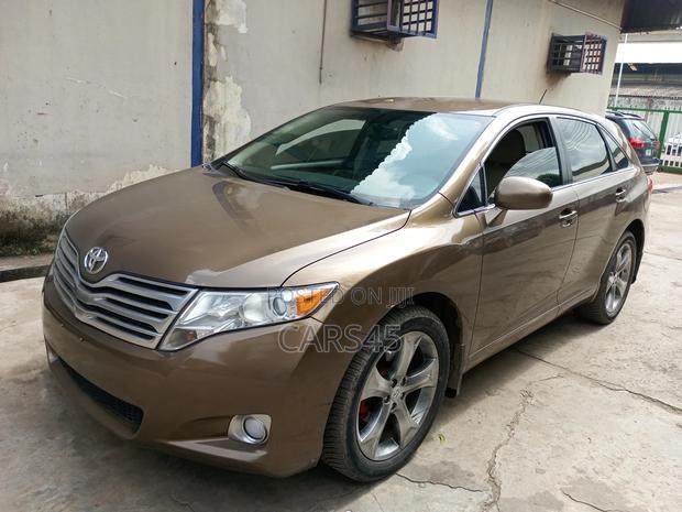 Toyota Venza 2011 Beige