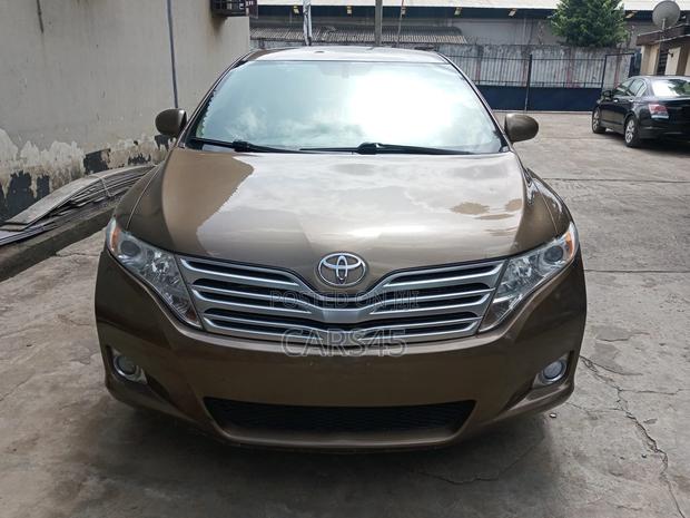 Toyota Venza 2011 Beige