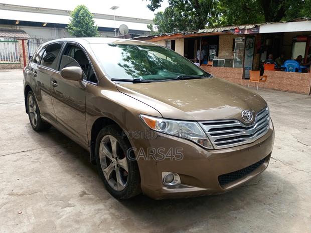 Toyota Venza 2011 Beige