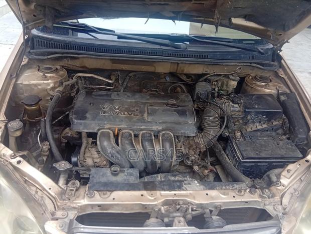 Toyota Corolla 2003 Gold