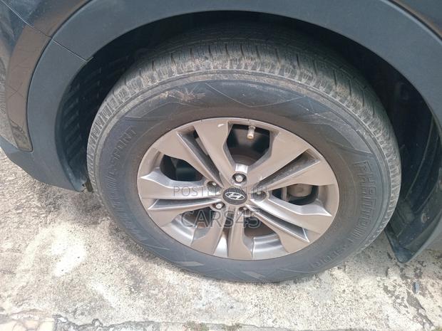 Hyundai Santa Fe 2016 Gray