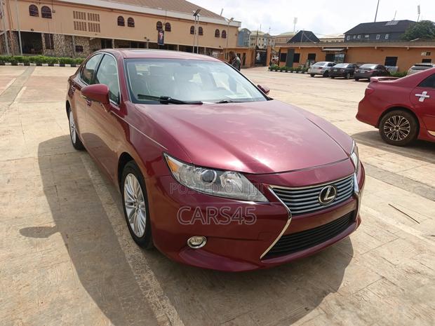 Lexus ES 2014 Red