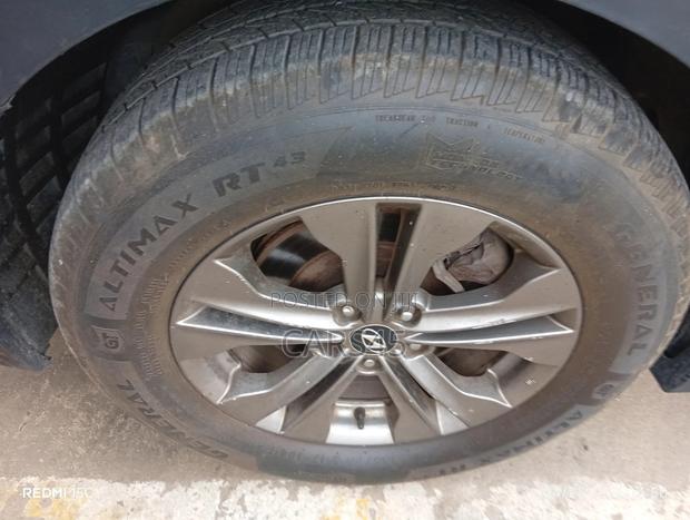 Hyundai Santa Fe 2013 Green