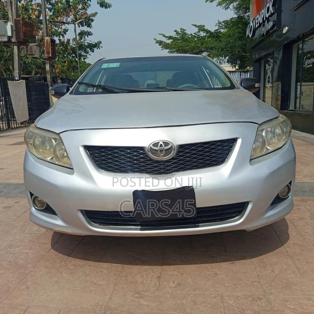 Toyota Corolla 2009 Silver