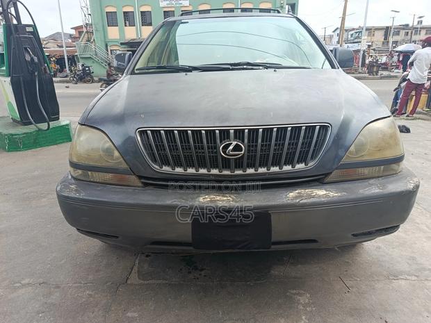 Lexus RX 1999 Blue