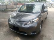 Toyota Sienna 2011 Gray for sale