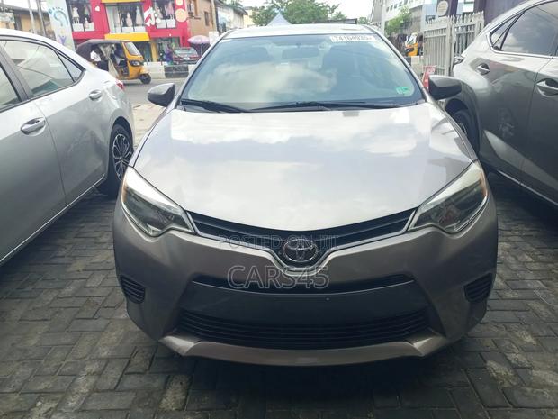 Toyota Corolla 2015 Black
