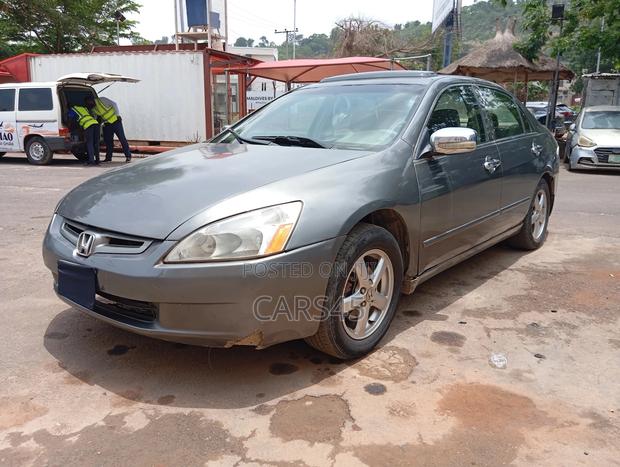 Honda Accord 2004 Gray