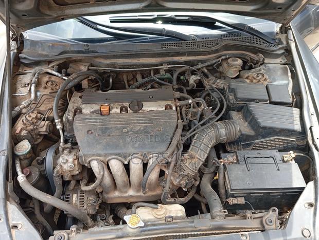 Honda Accord 2004 Gray