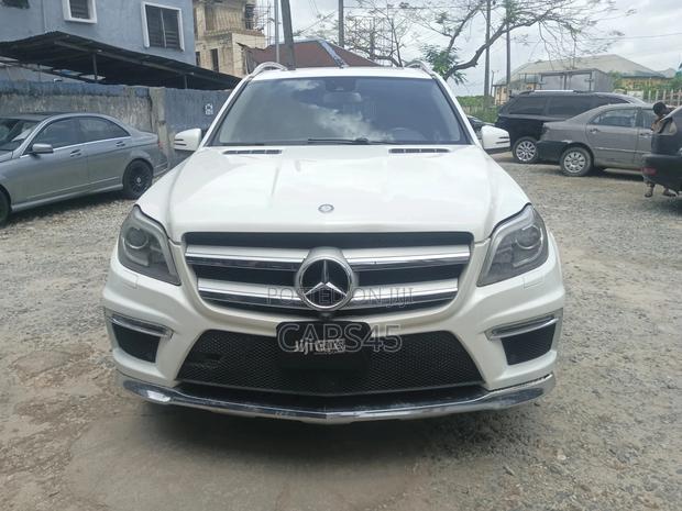 Mercedes-Benz GL-Class GL550 4MATIC 4dr SUV AWD (4.7L 8cyl Turbo 7A)