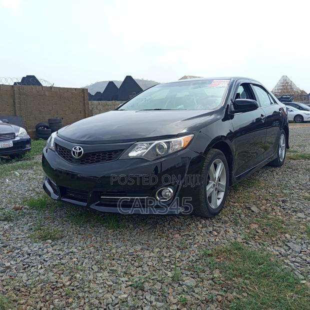 Toyota Camry 2014 Black
