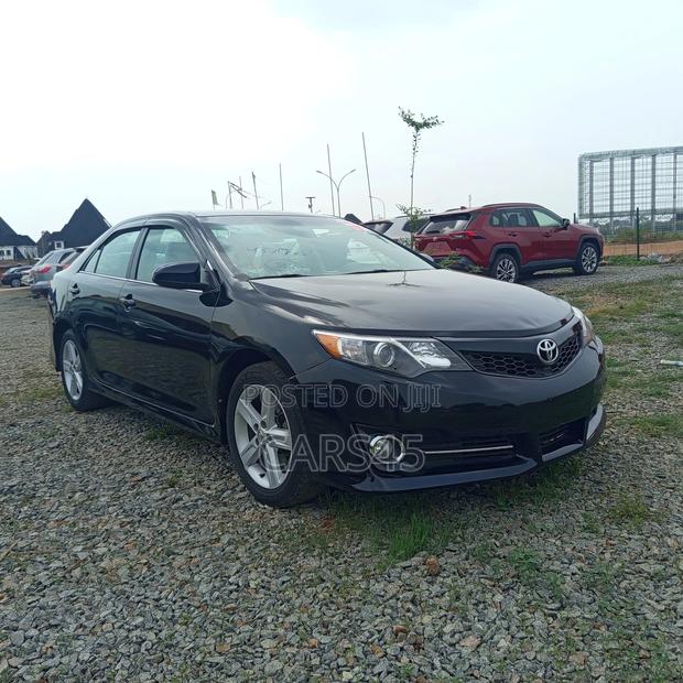 Toyota Camry 2014 Black