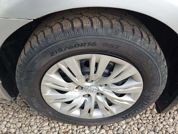 Toyota Camry 2010 Silver