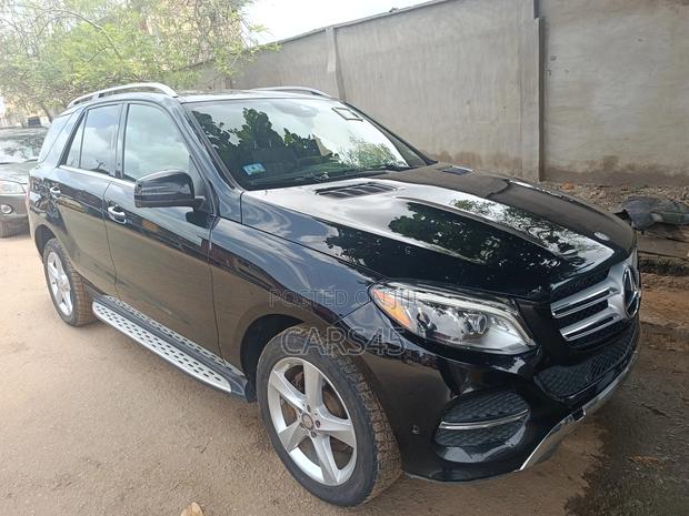Mercedes-Benz GLE-Class 2017 Black