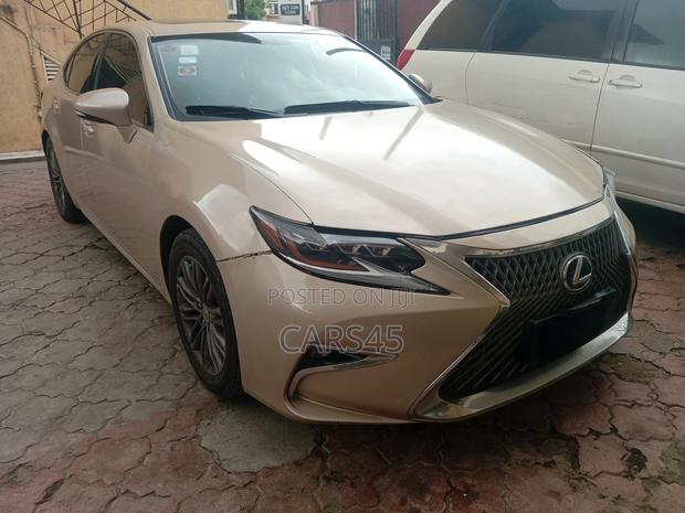 Lexus ES 2013 Gold