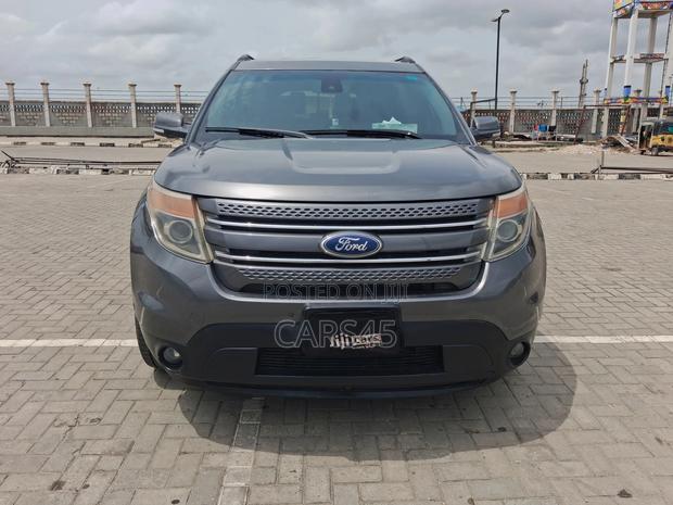 Ford Explorer 2014 Gray