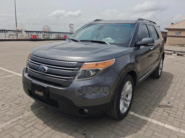 Ford Explorer 2014 Gray