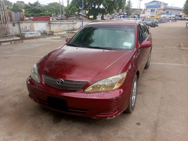 Toyota Camry 2004 Brown