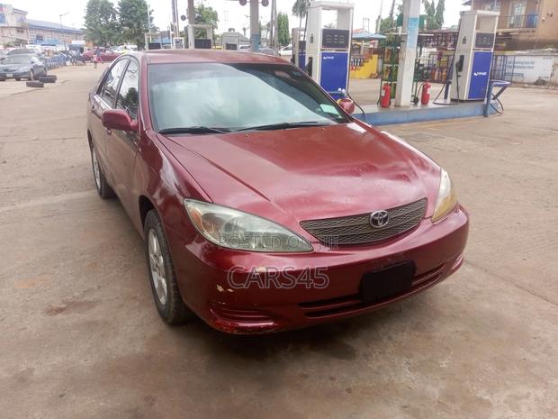 Toyota Camry 2004 Brown