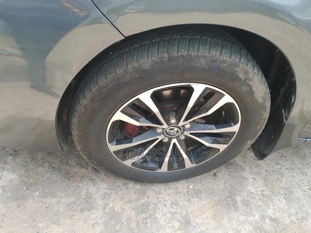 Toyota Corolla 2014 Gray