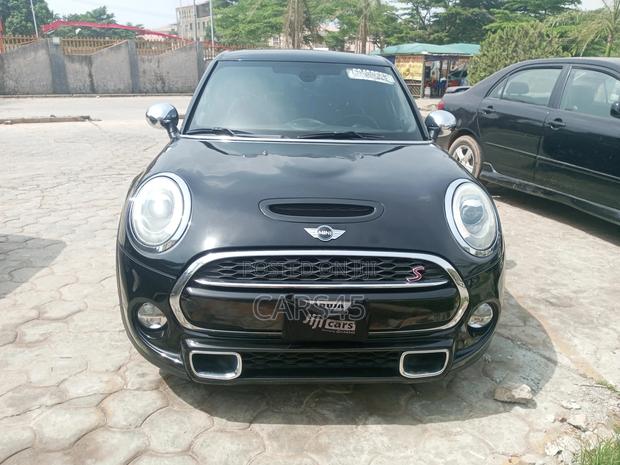 Mini Cooper 2015 Black