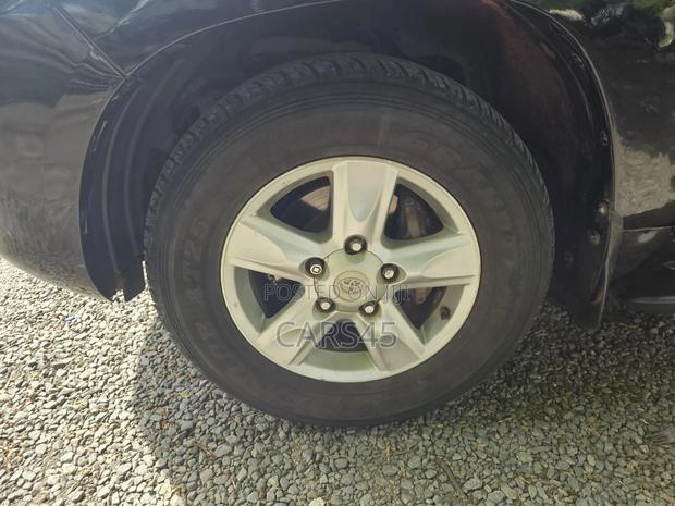 Toyota Land Cruiser 5.7 V8 VX-S 2011 Black