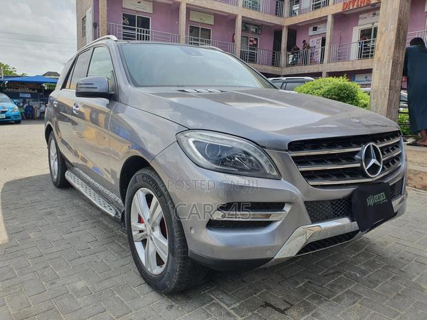 Mercedes-Benz M Class 2013 Gray