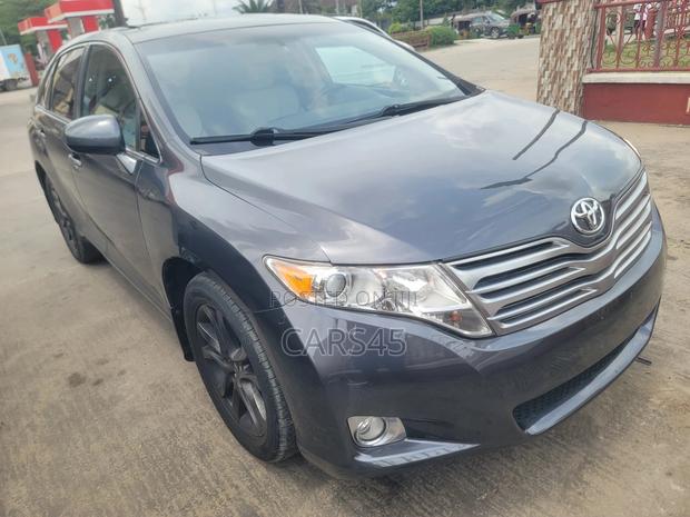 Toyota Venza 2011 Gray
