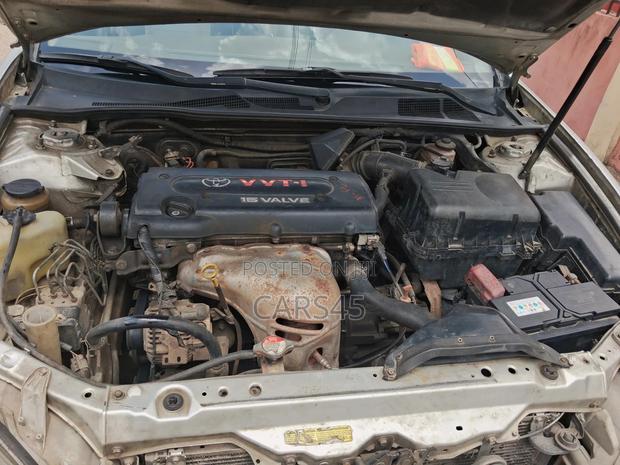 Toyota Camry 2002 Silver