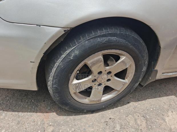 Toyota Camry 2002 Silver