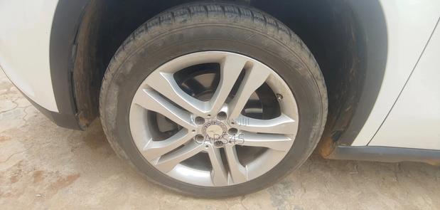 Mercedes-Benz GLA 250 2016 White