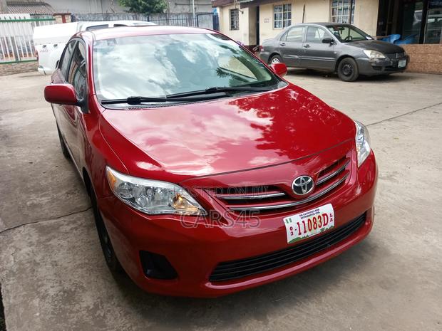 Toyota Corolla 2013 Red