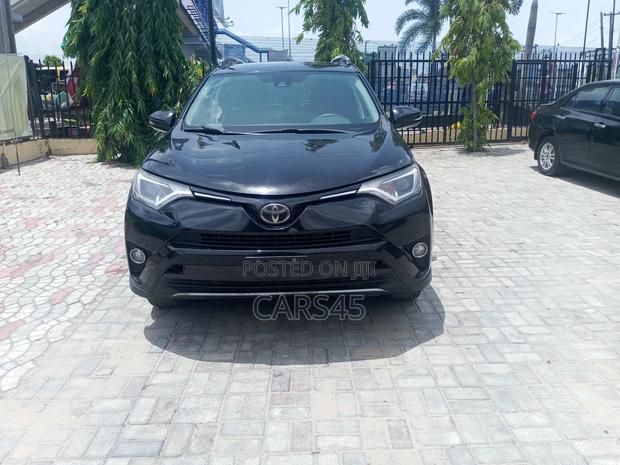 Toyota RAV4 2017 Black