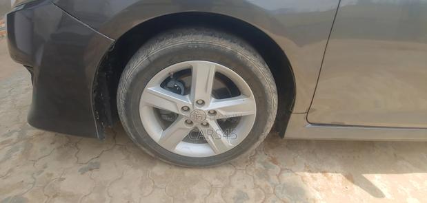 Toyota Camry 2012 Gray