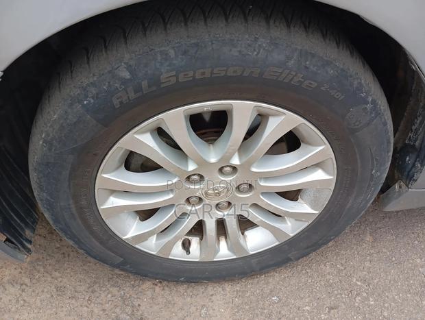 Toyota Sienna 2013 Silver