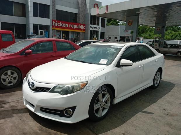 Toyota Camry 2012 White