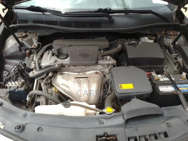 Toyota Camry 2014 Gray