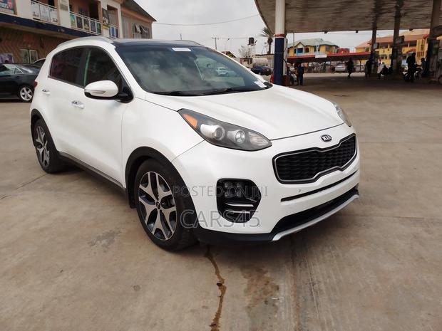 Kia Sportage LX 4dr SUV (2.4L 4cyl 6A) 2017 White